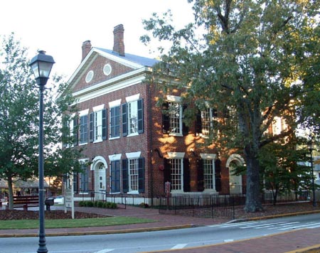 CourtHousePhoto